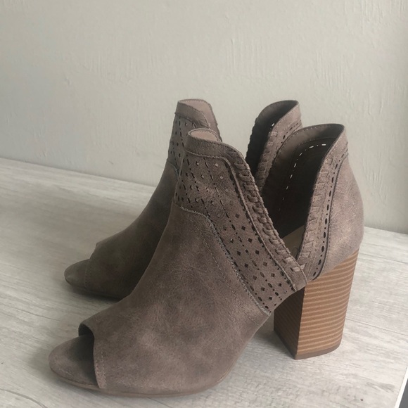 fergie peep toe bootie